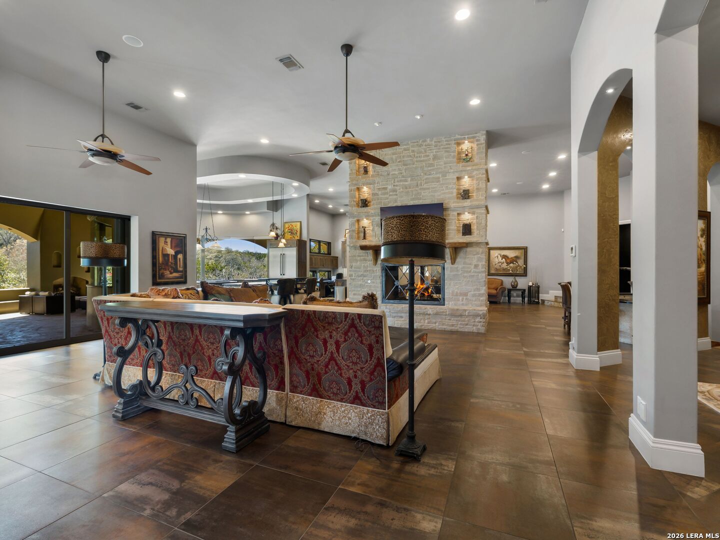 11426 Cat Springs