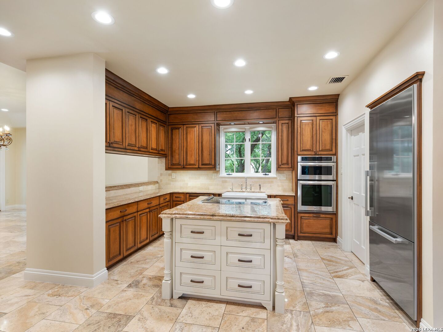 16 Galleria Drive