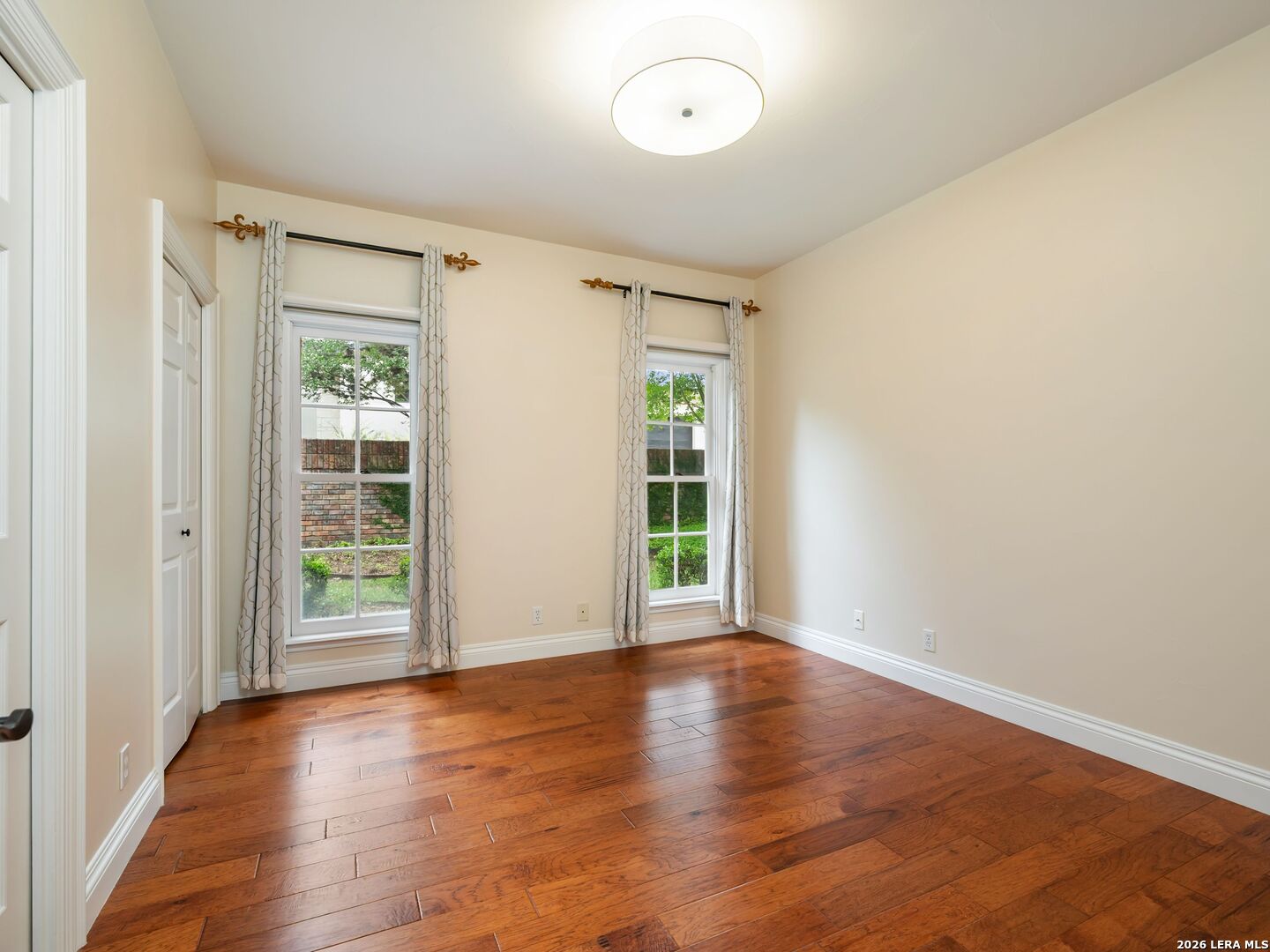 16 Galleria Drive