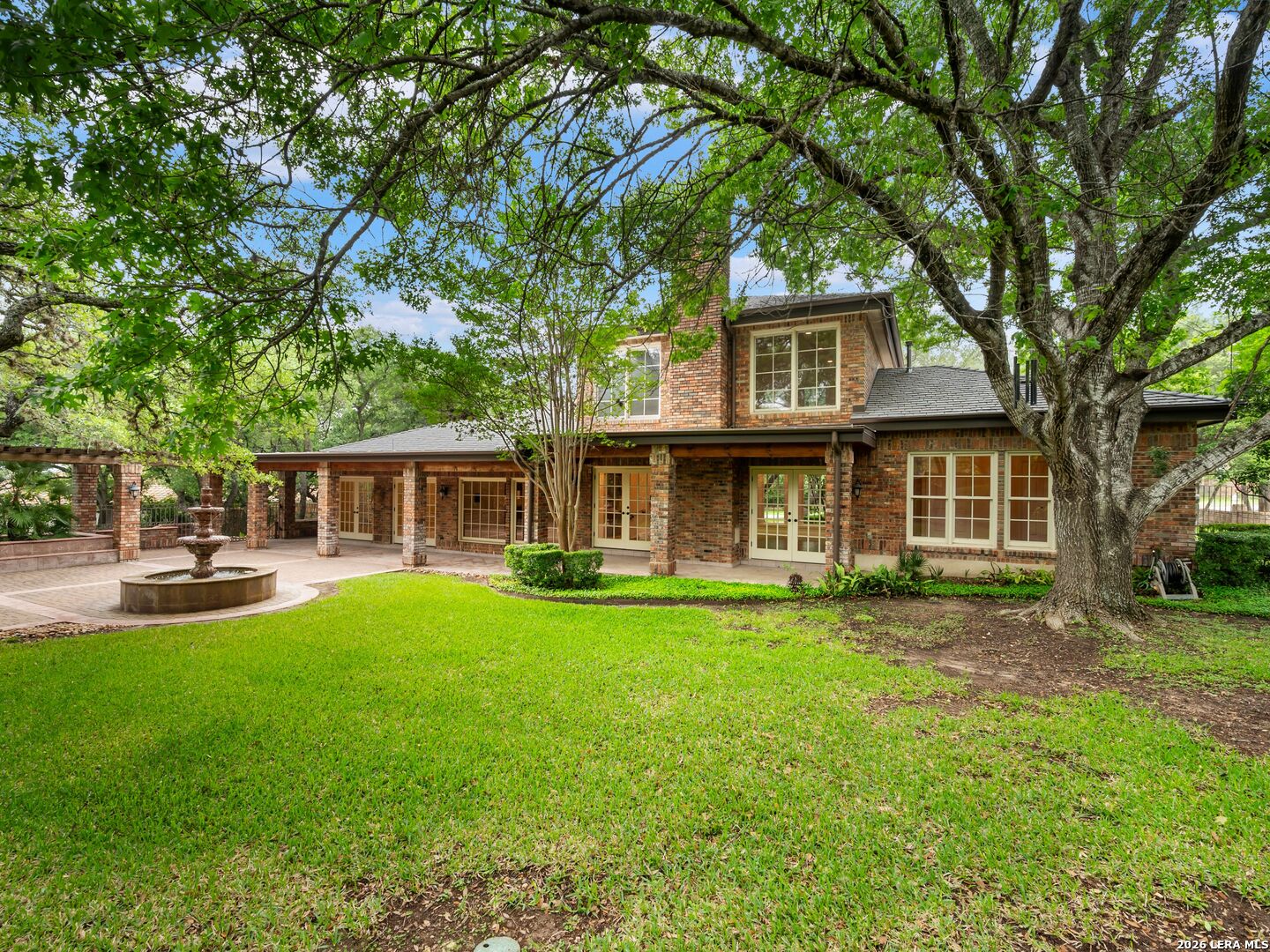 16 Galleria Drive