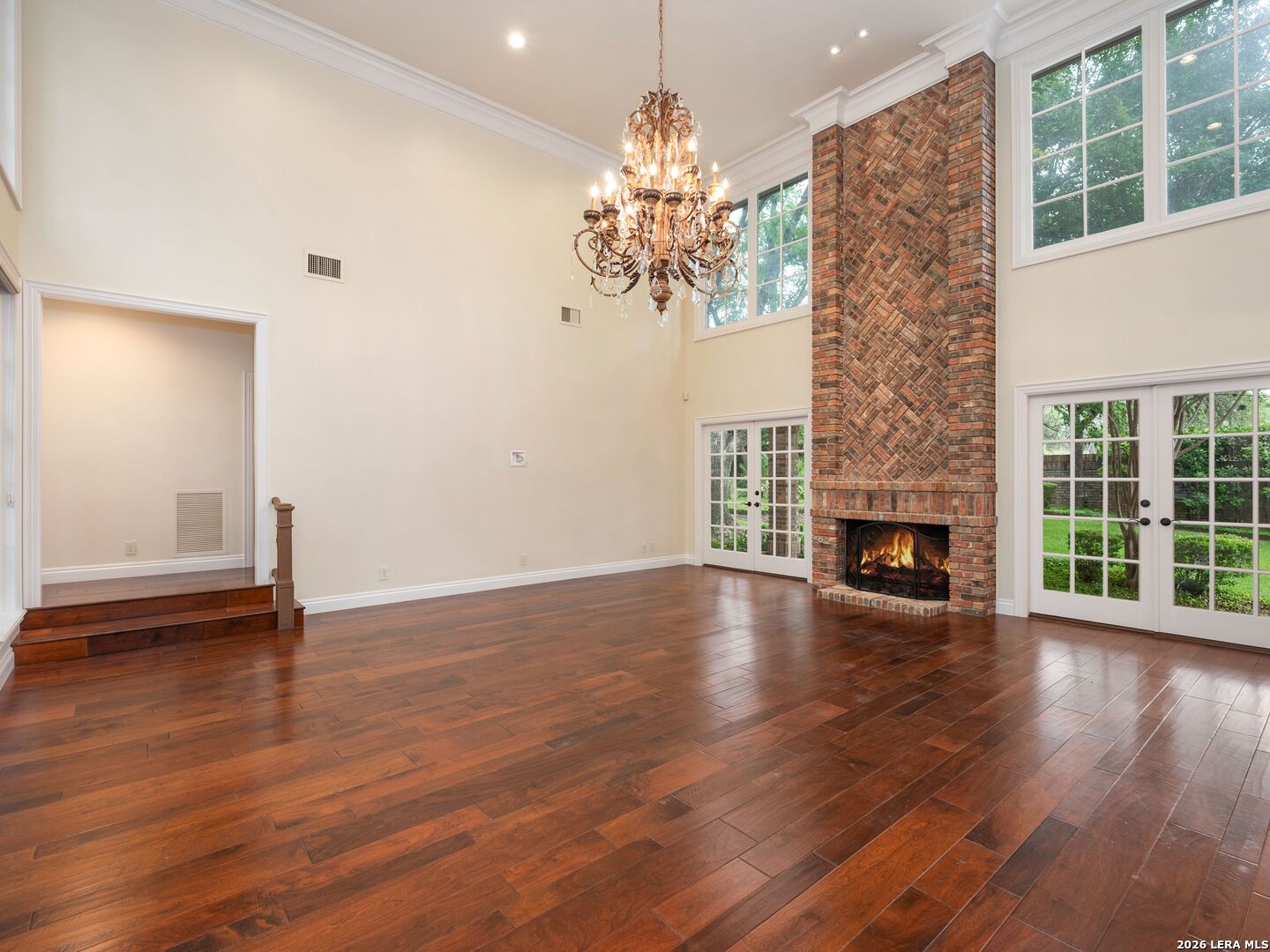 16 Galleria Drive