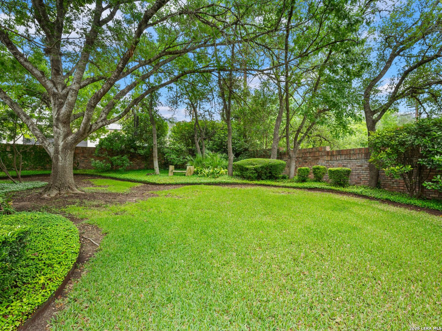 16 Galleria Drive