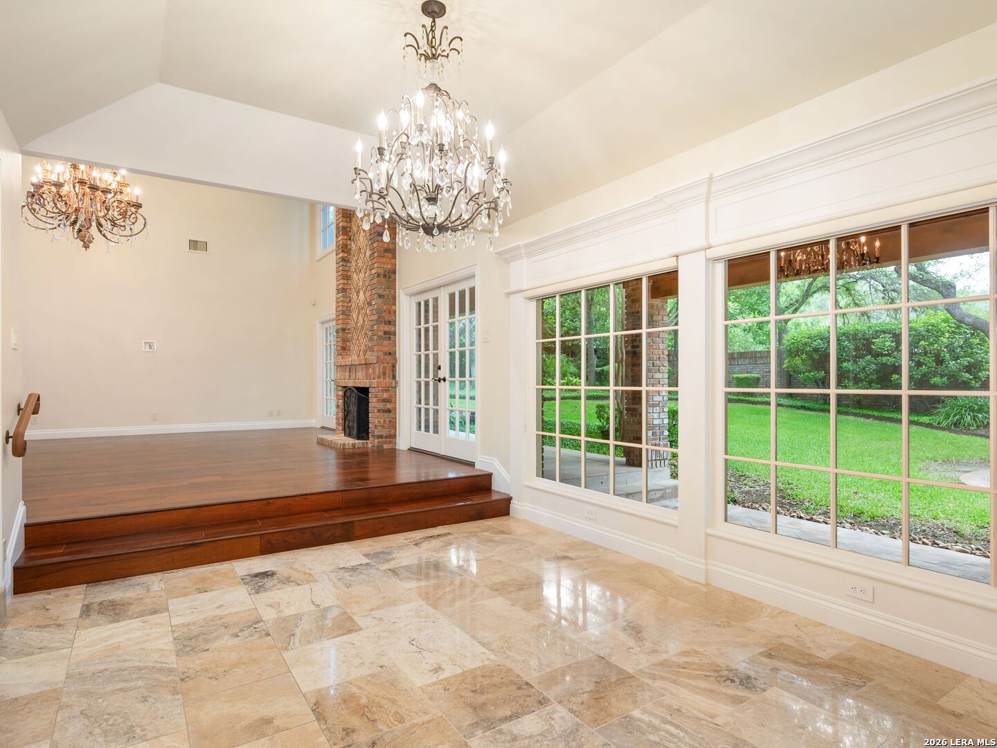16 Galleria Drive