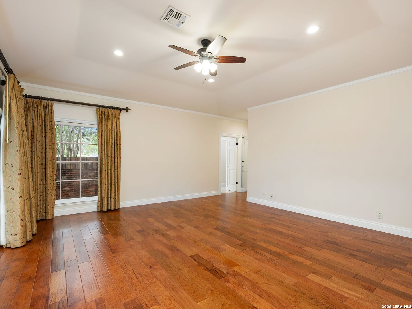 16 Galleria Drive