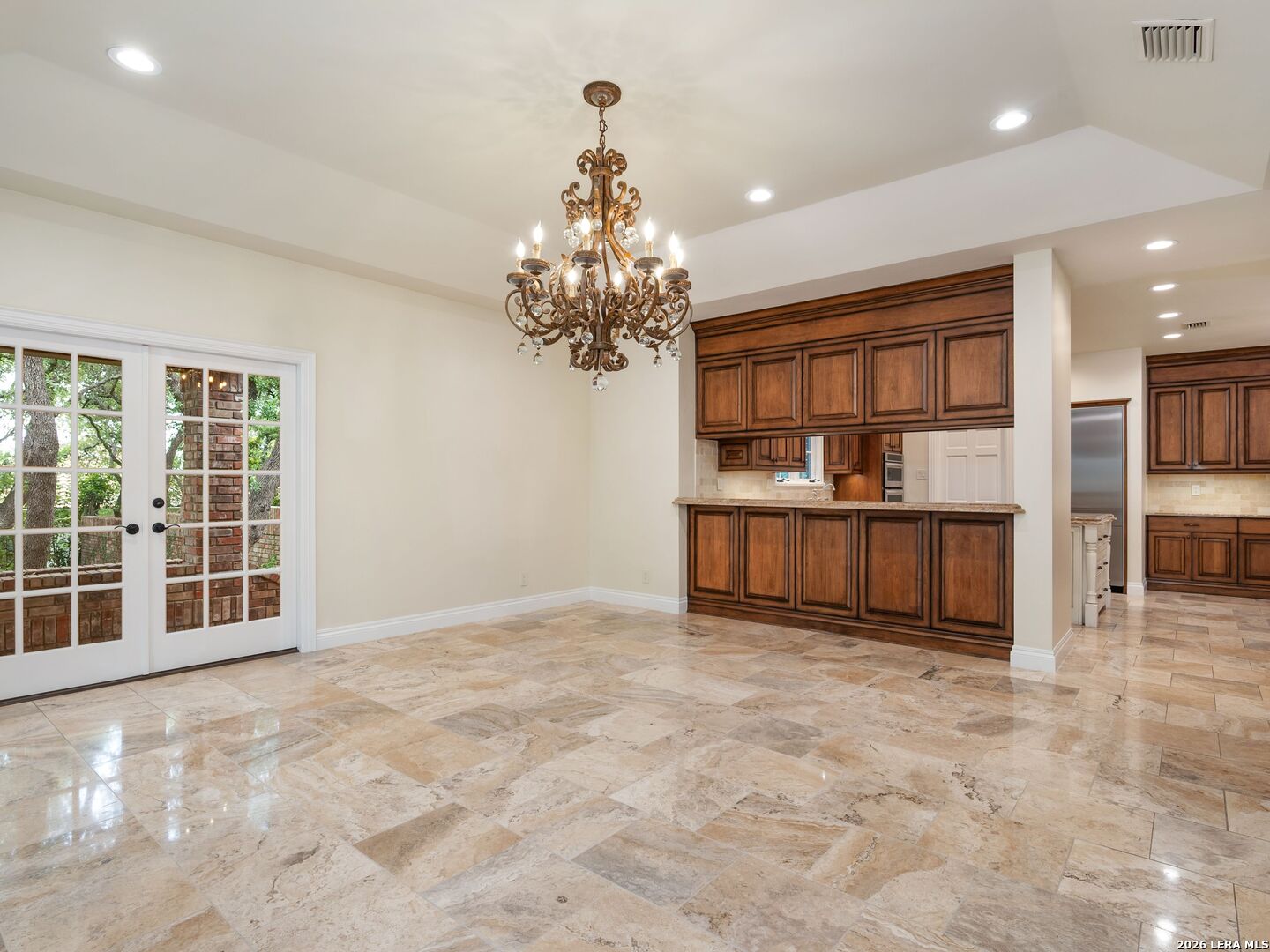 16 Galleria Drive