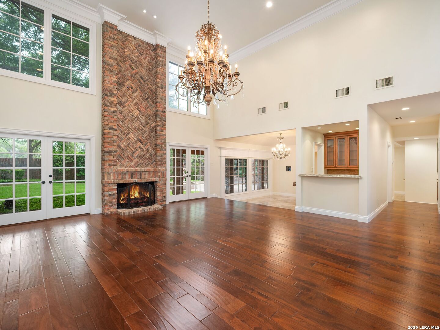 16 Galleria Drive