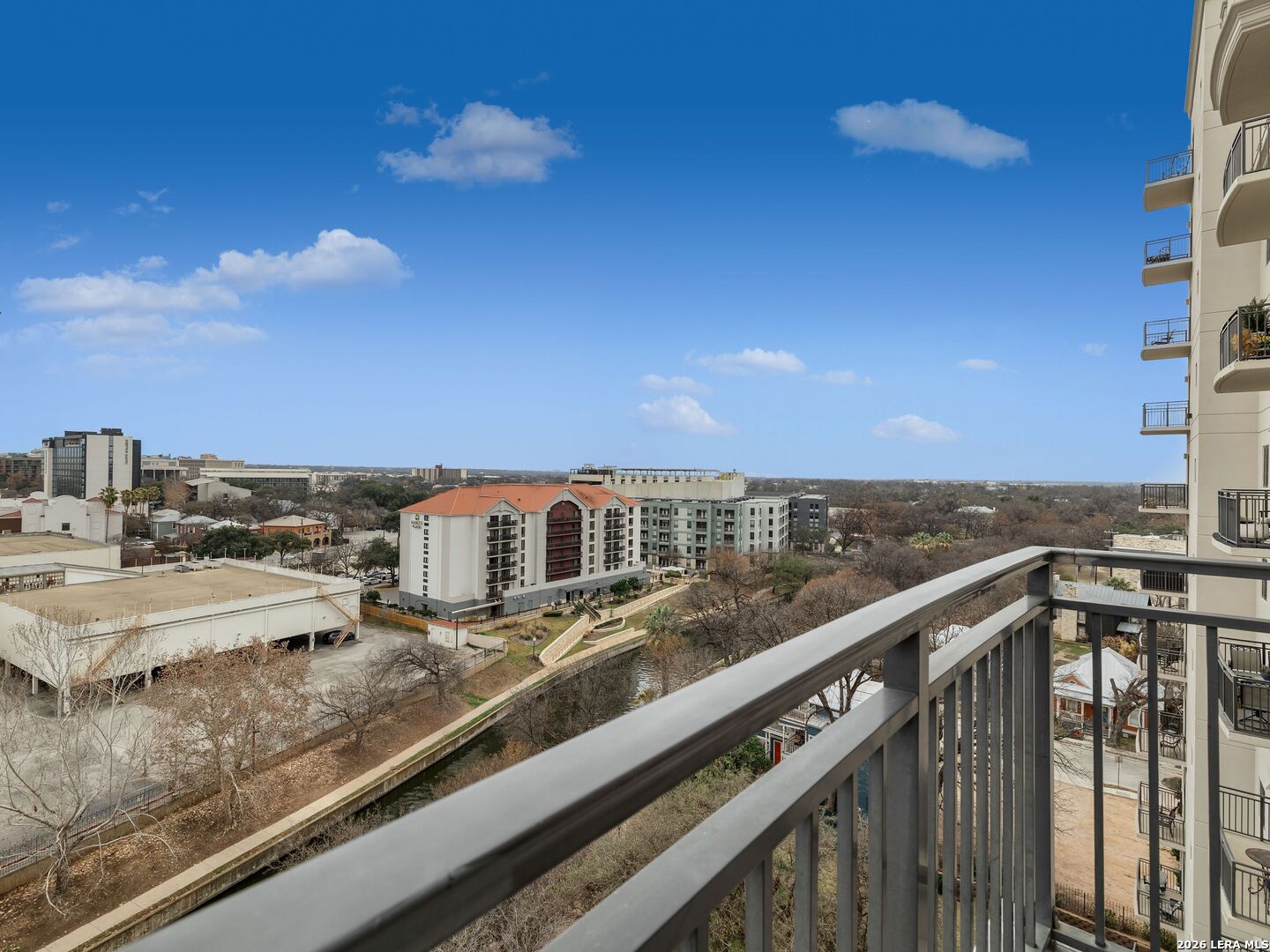 230 Dwyer Avenue 701