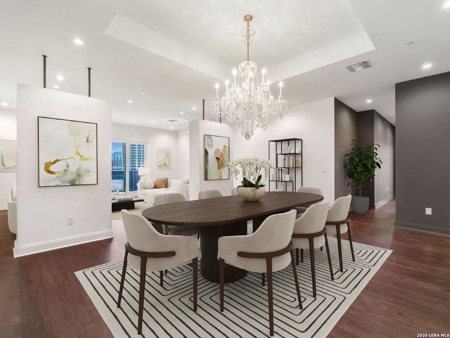 230 Dwyer Avenue 701