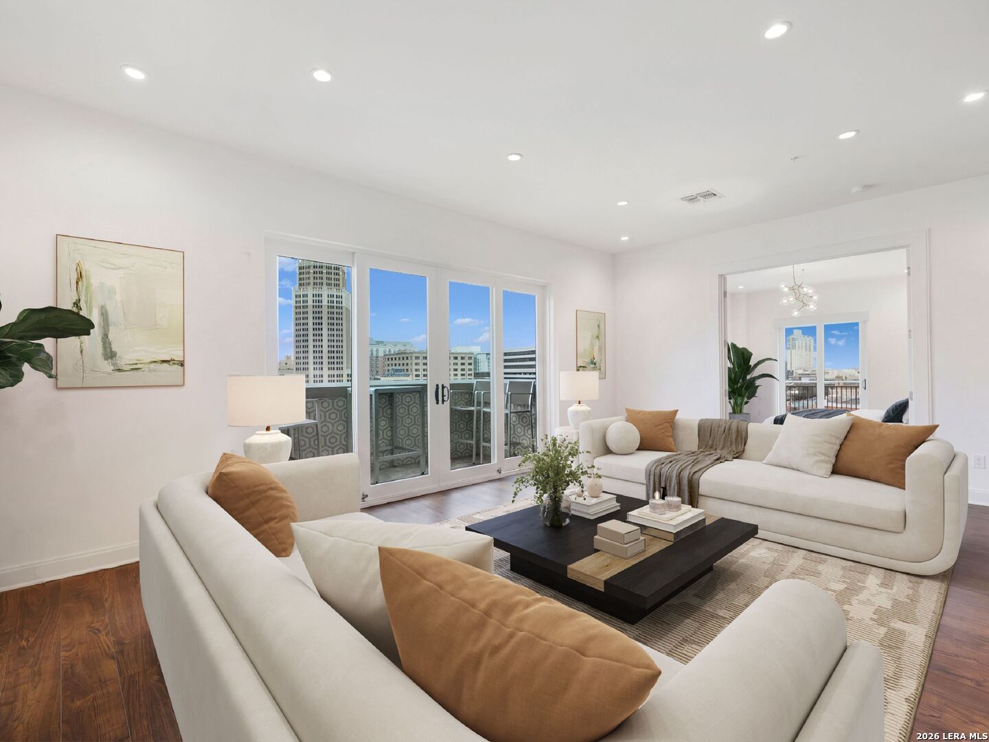 230 Dwyer Avenue 701
