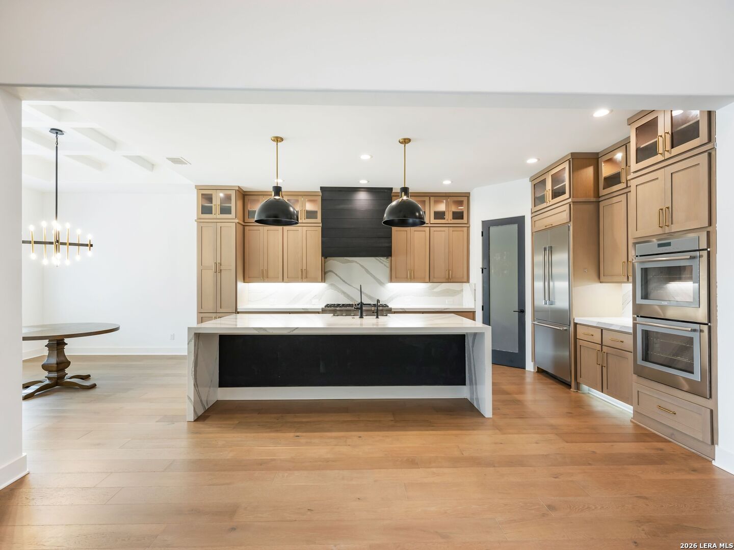 111 Wellesley Landing