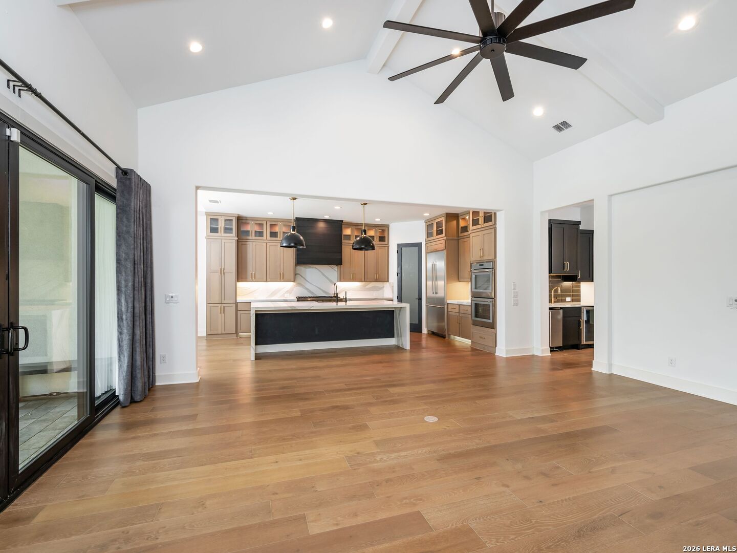 111 Wellesley Landing