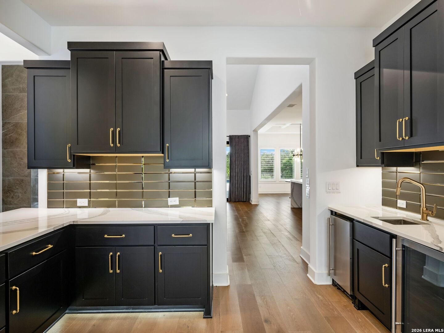 111 Wellesley Landing