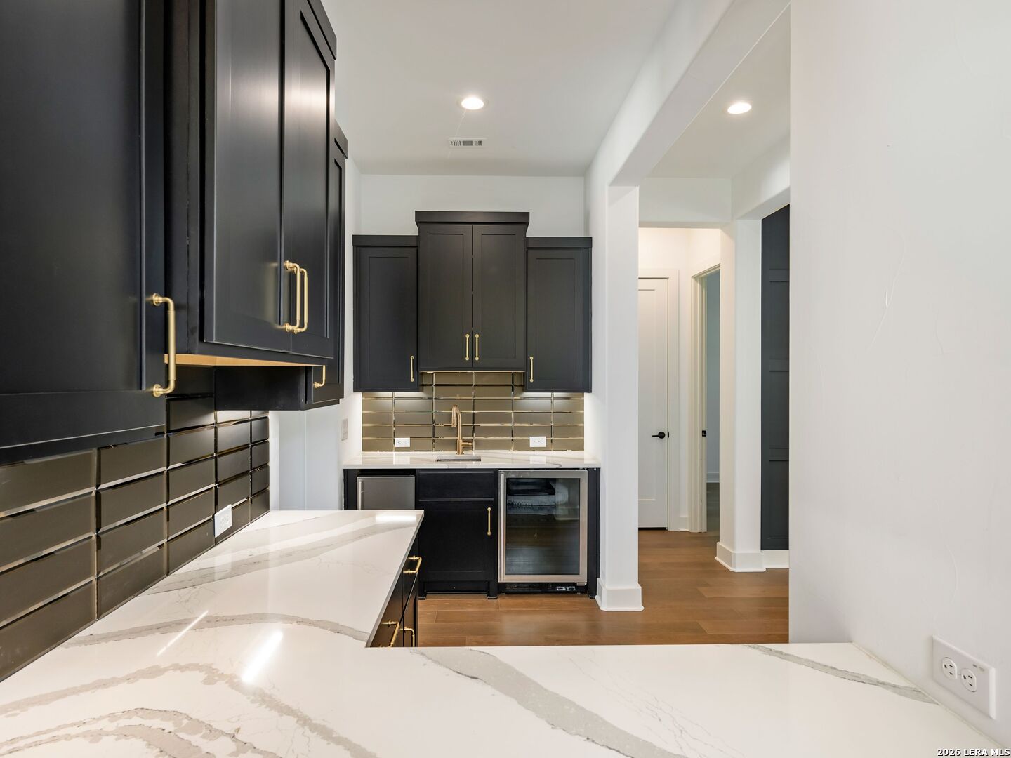 111 Wellesley Landing