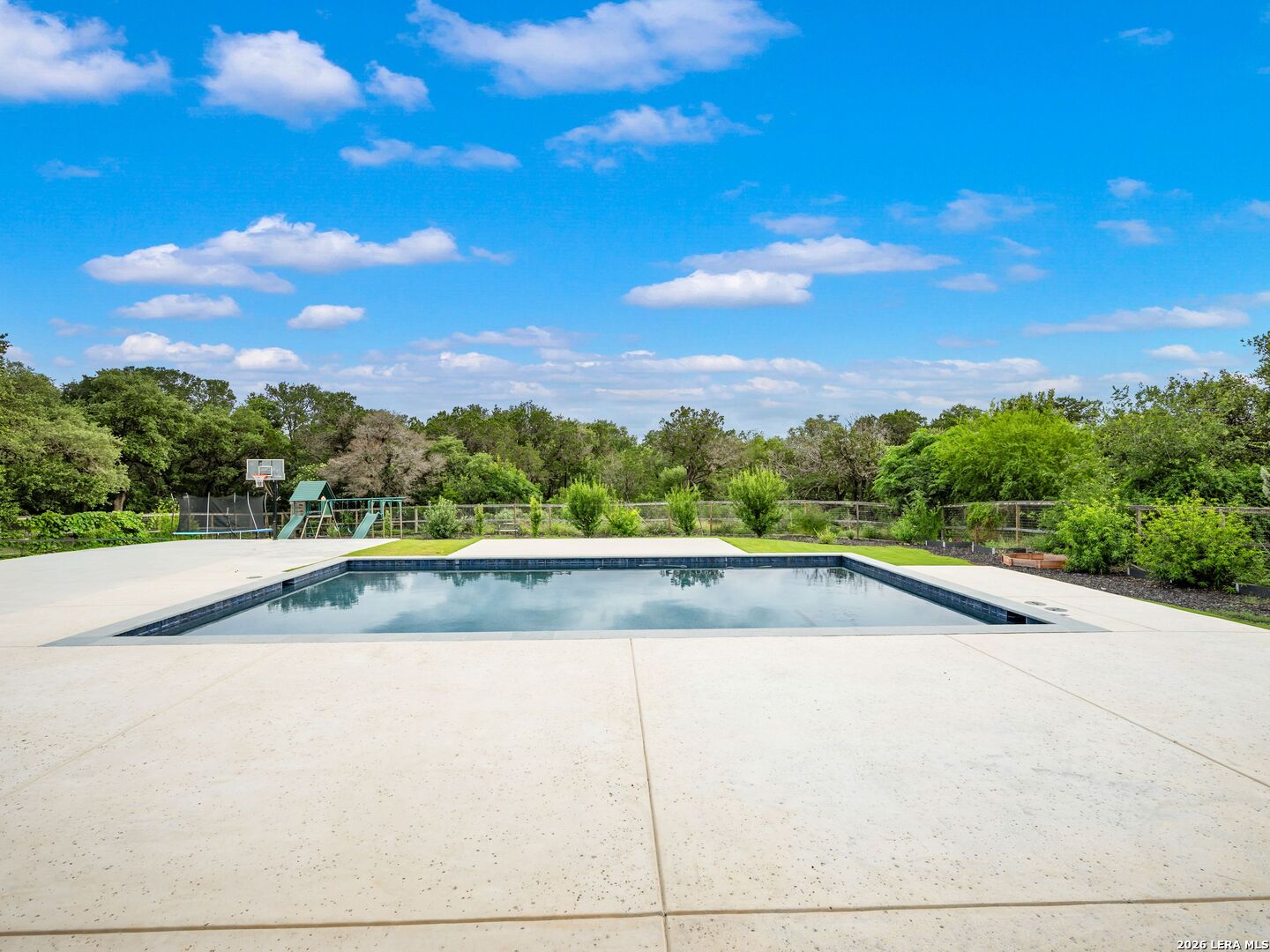 111 Wellesley Landing