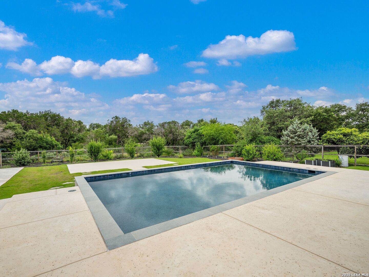 111 Wellesley Landing