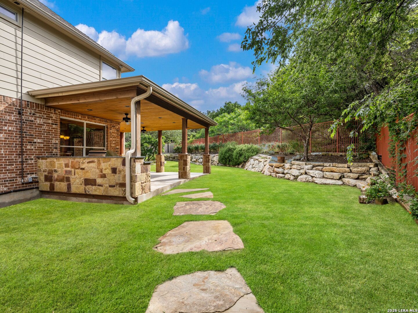 21502 Granada Hill