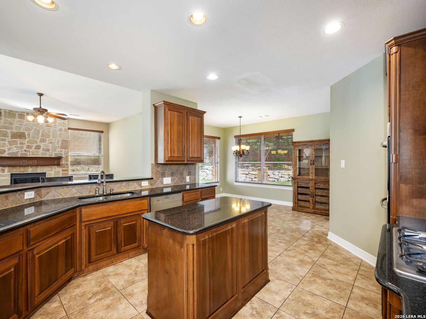 21502 Granada Hill
