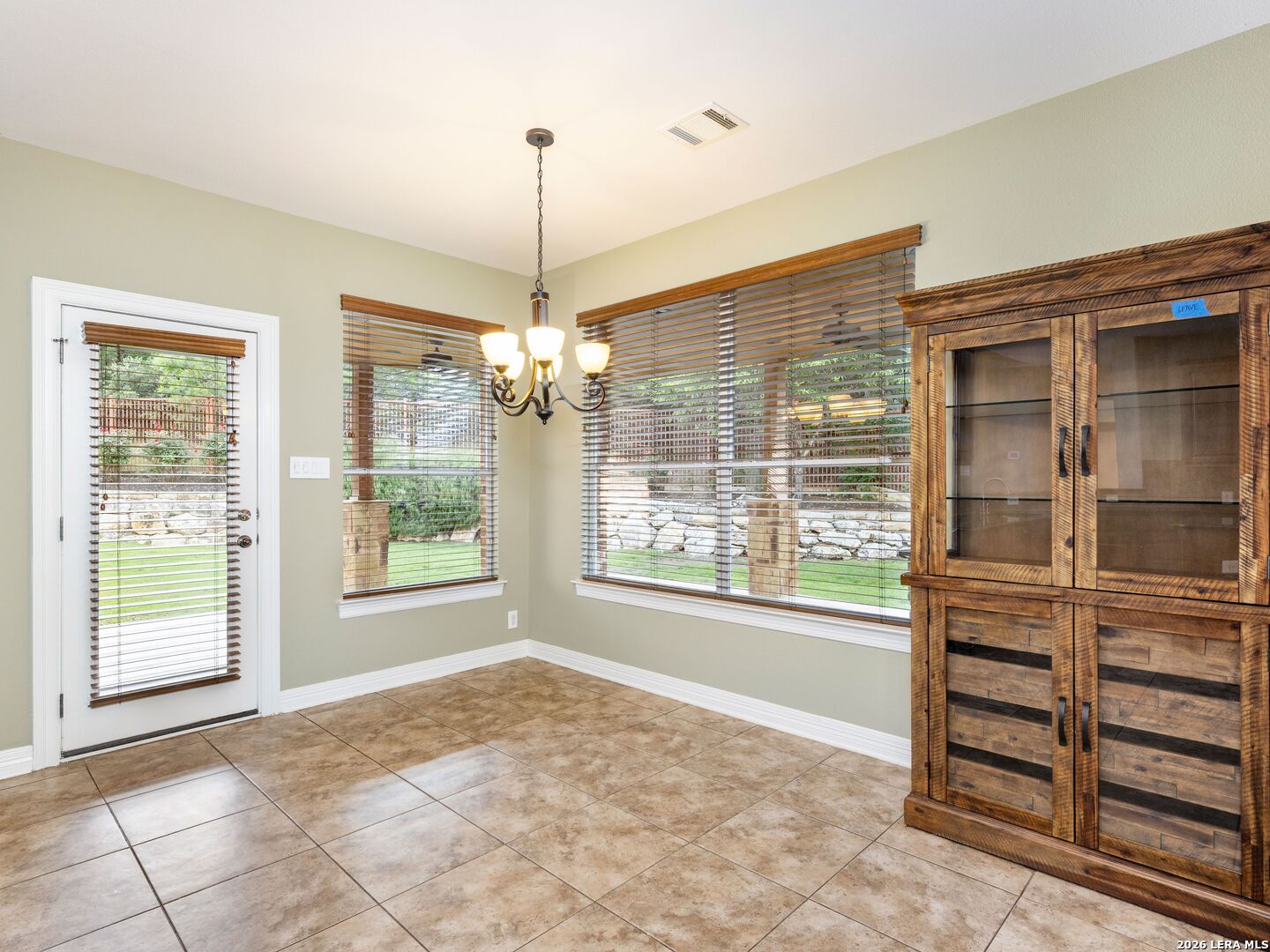 21502 Granada Hill