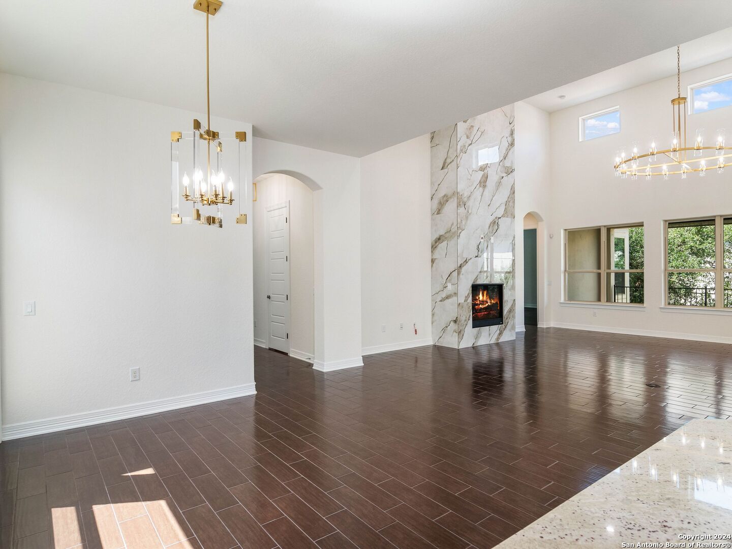 7222 BLUFF RUN