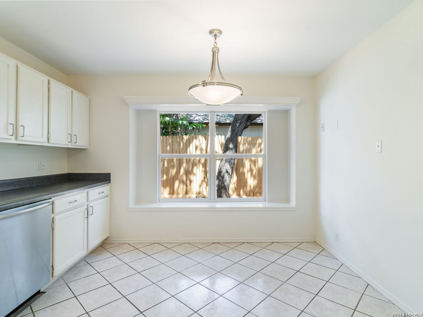 5934 Woodridge Cove