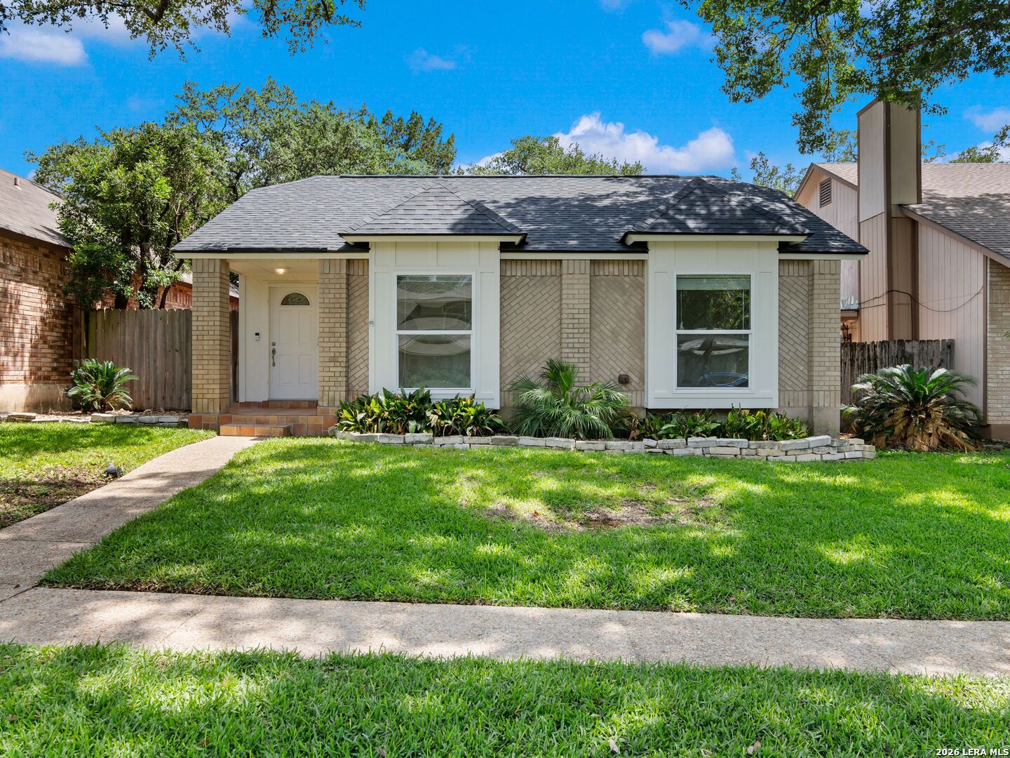 5934 Woodridge Cove