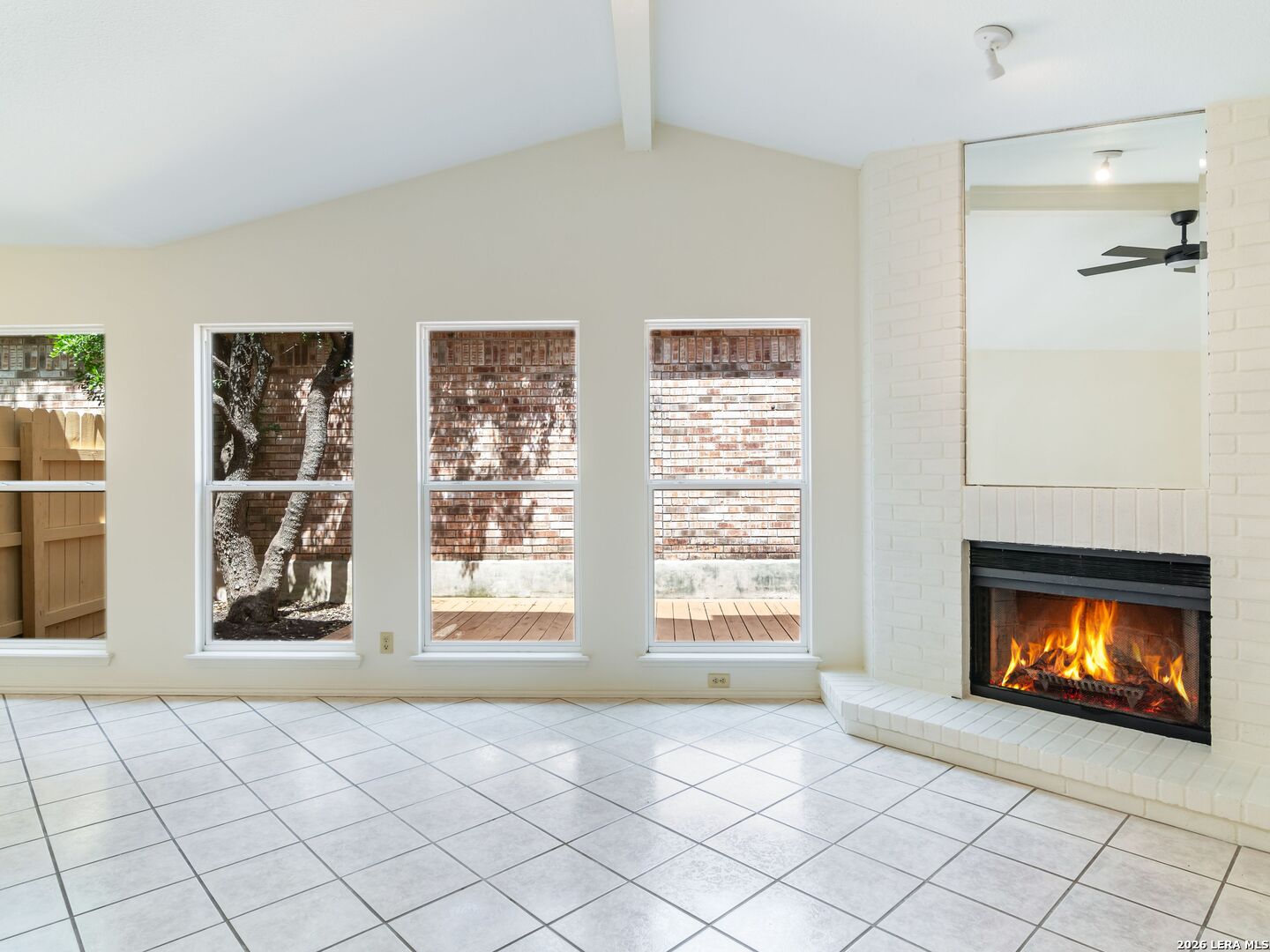 5934 Woodridge Cove
