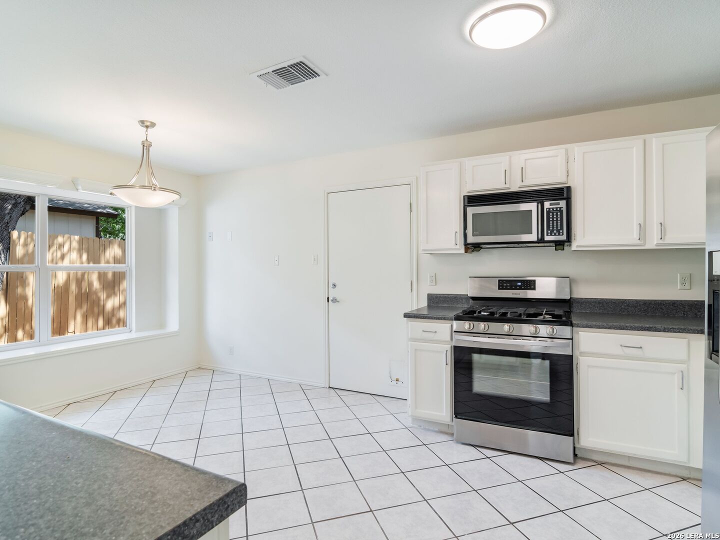 5934 Woodridge Cove