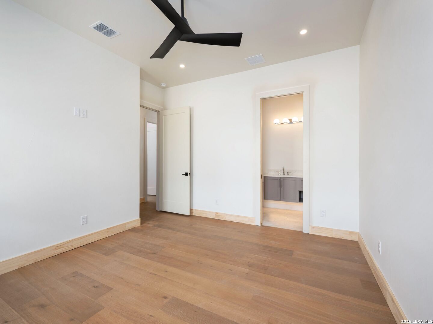 10202 Nina Ridge