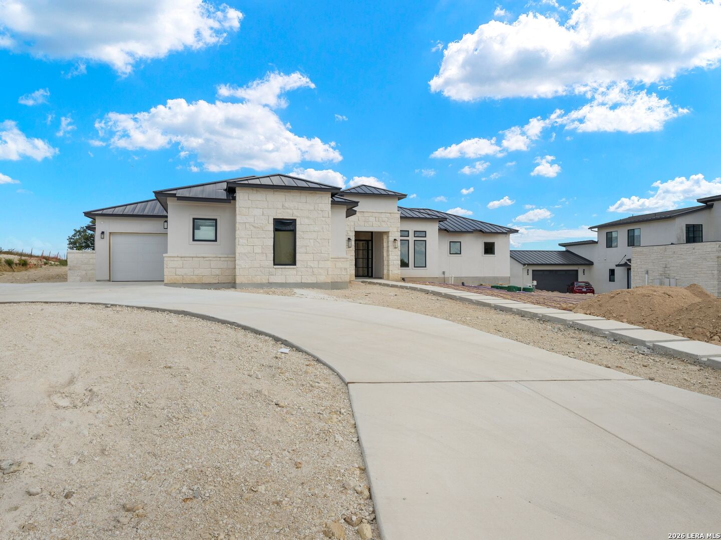 10202 Nina Ridge
