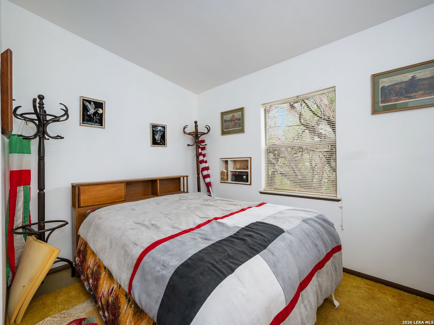 275 COUNTY ROAD 260 E