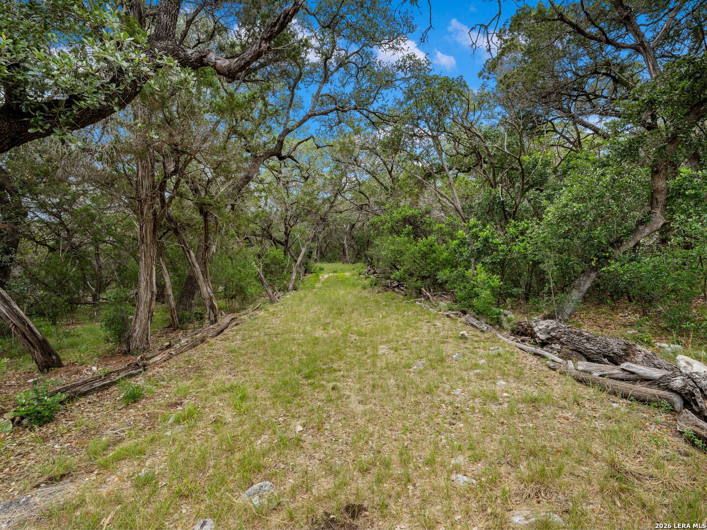 275 COUNTY ROAD 260 E