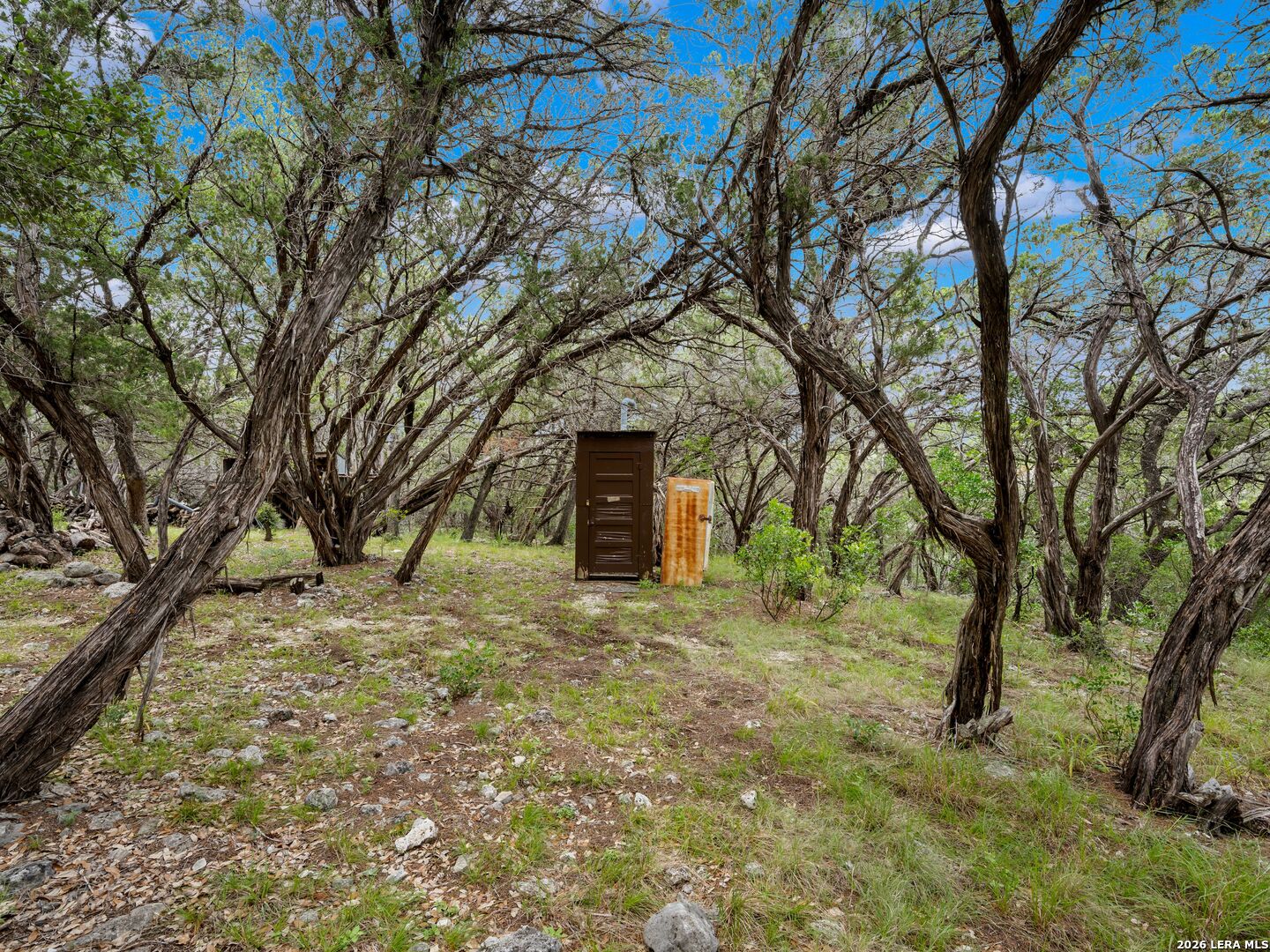 275 COUNTY ROAD 260 E