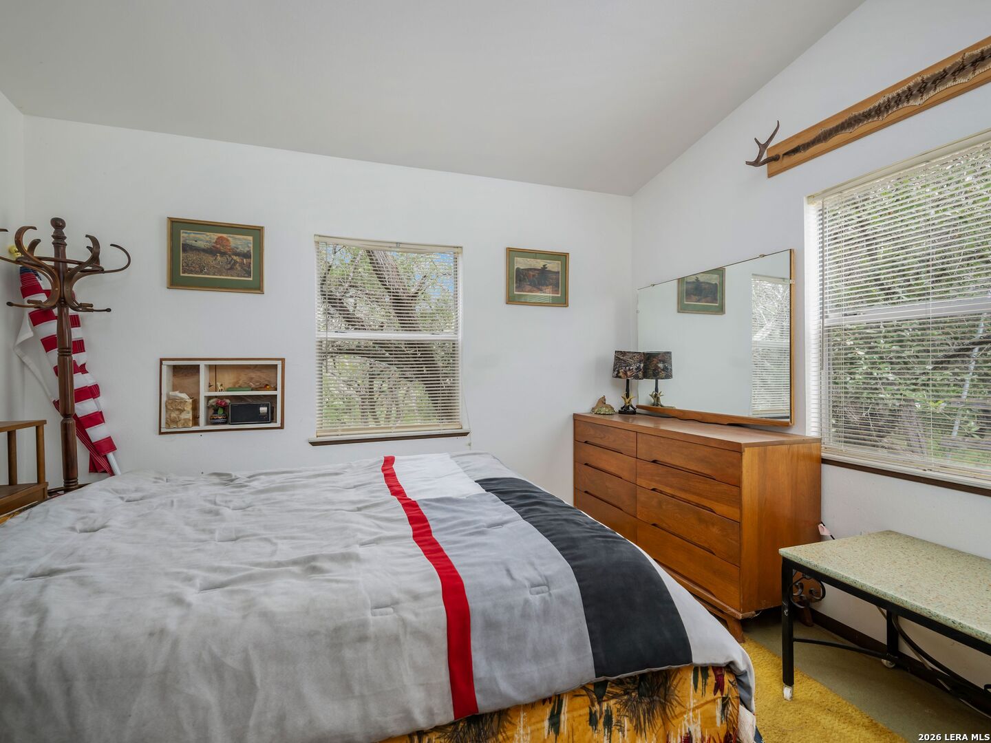 275 COUNTY ROAD 260 E