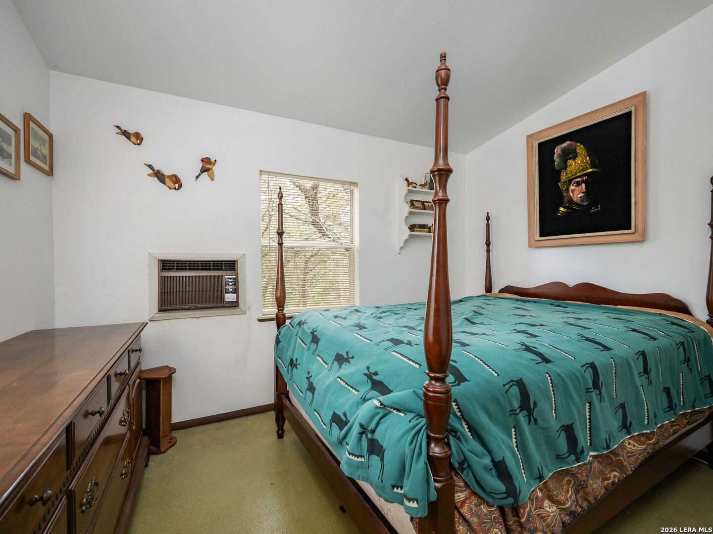 275 COUNTY ROAD 260 E