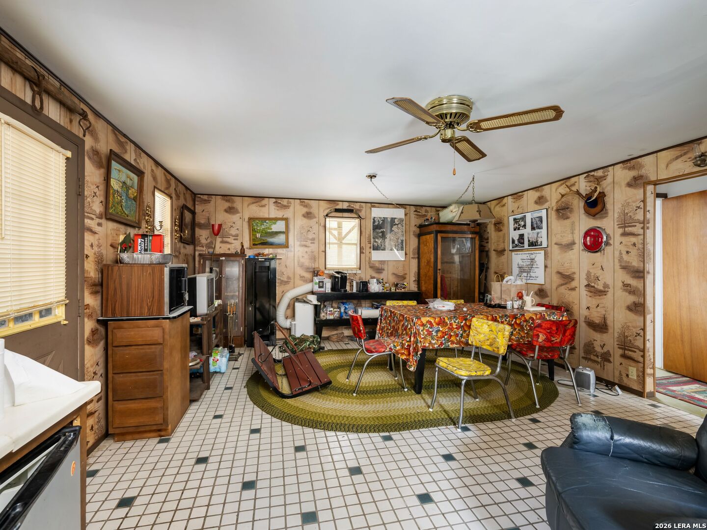 275 COUNTY ROAD 260 E