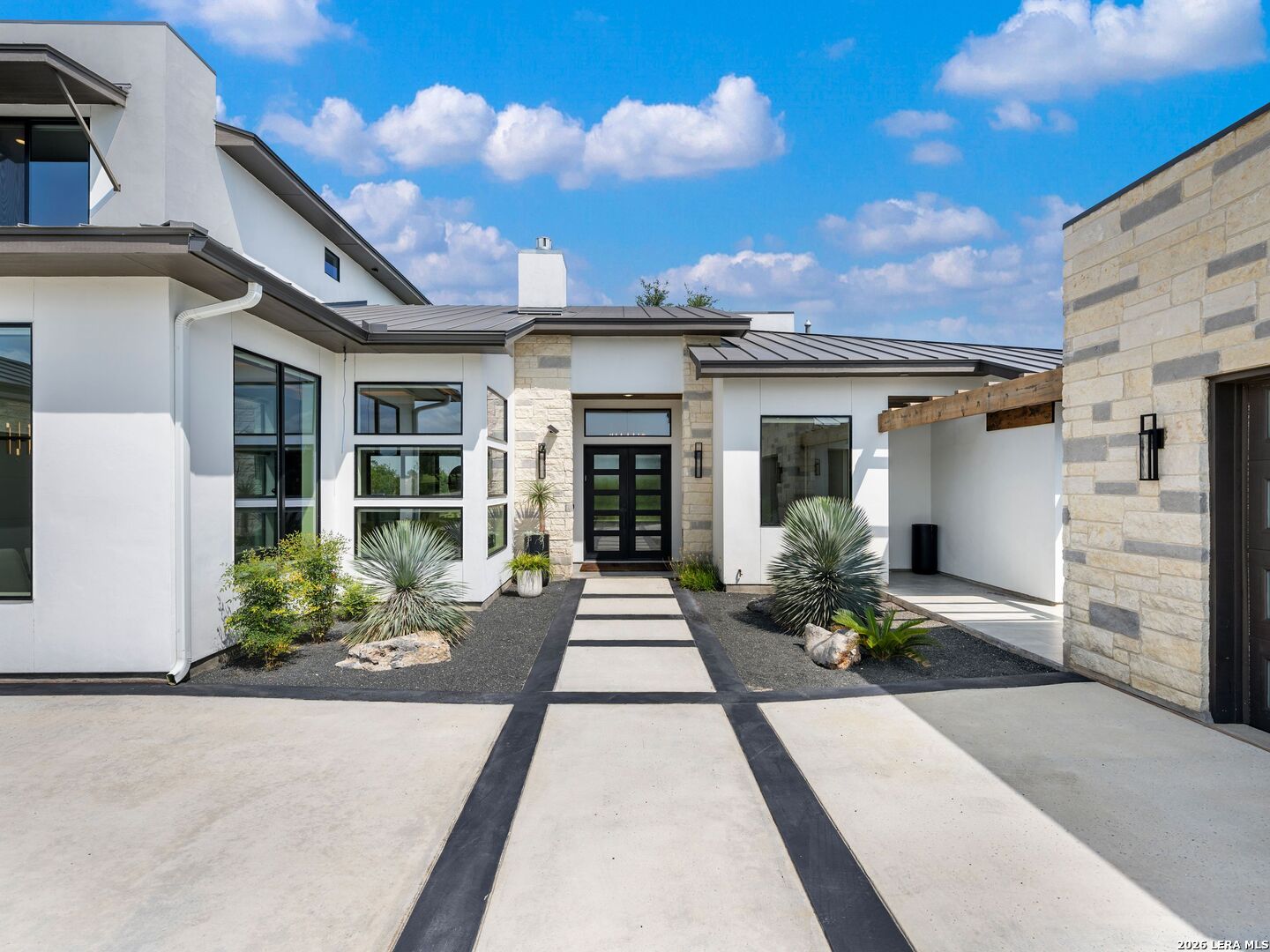 3316 Rustlers Trail