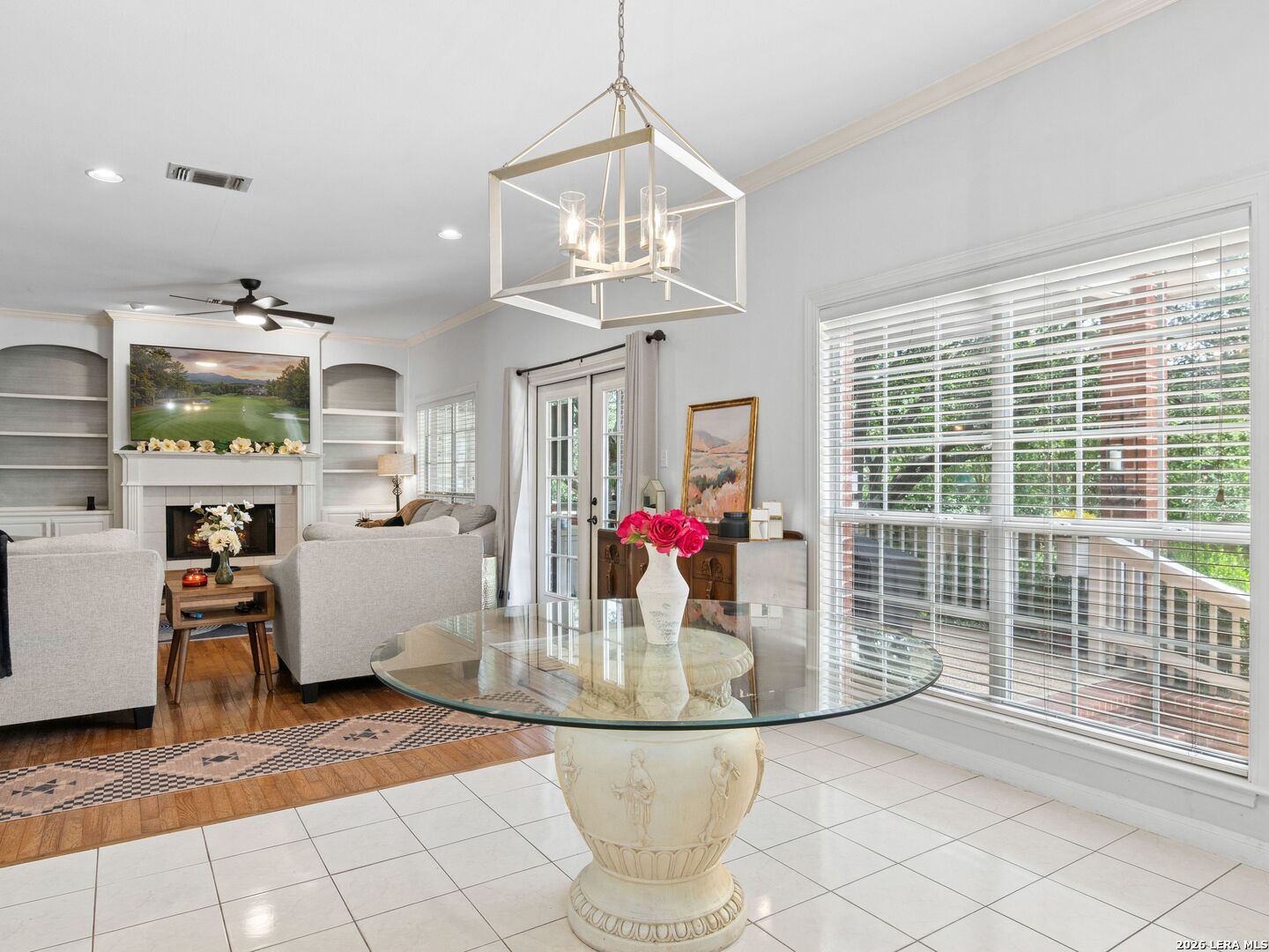2326 Fountain Way