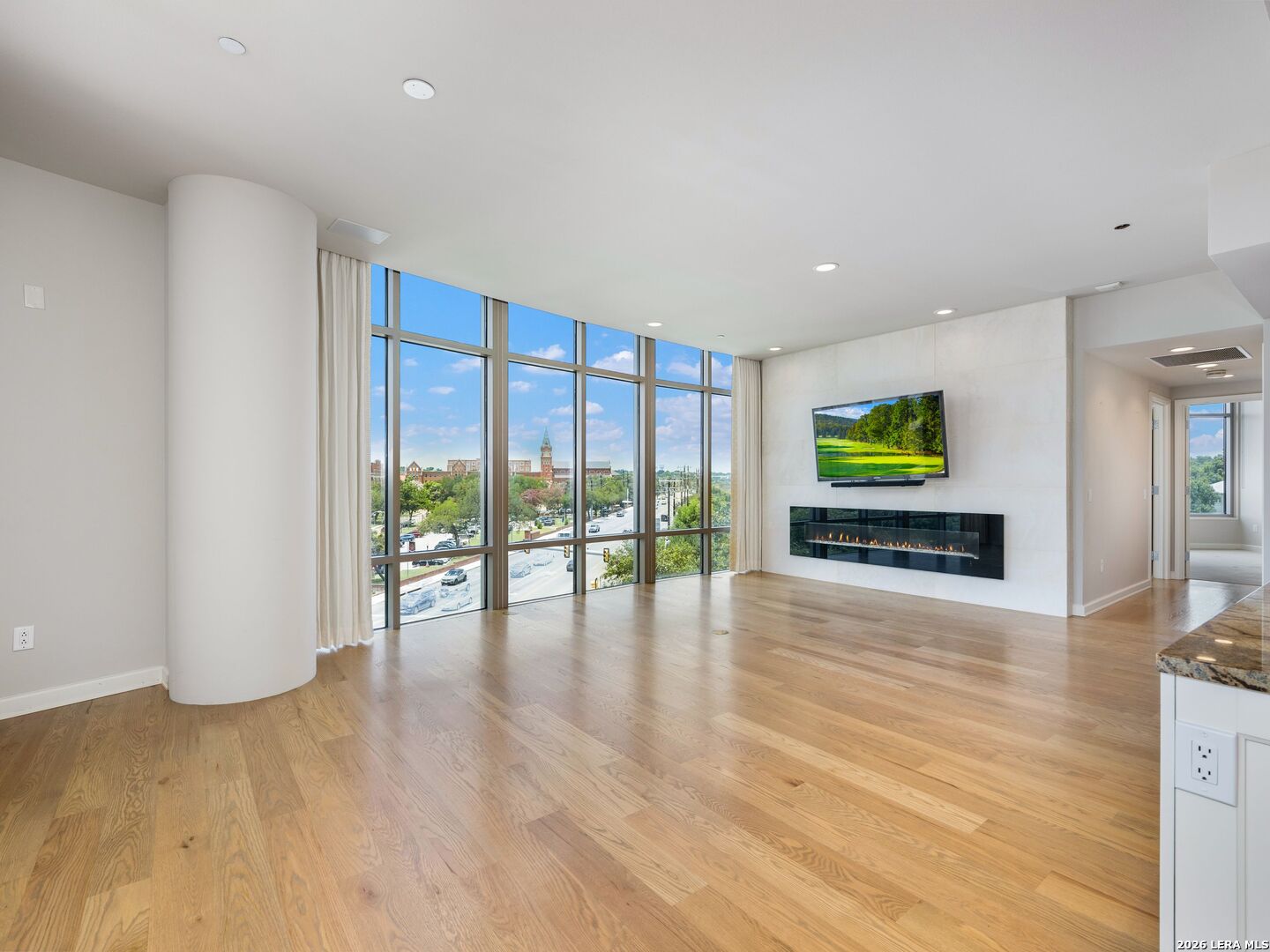 4242 Broadway Street Unit: 304