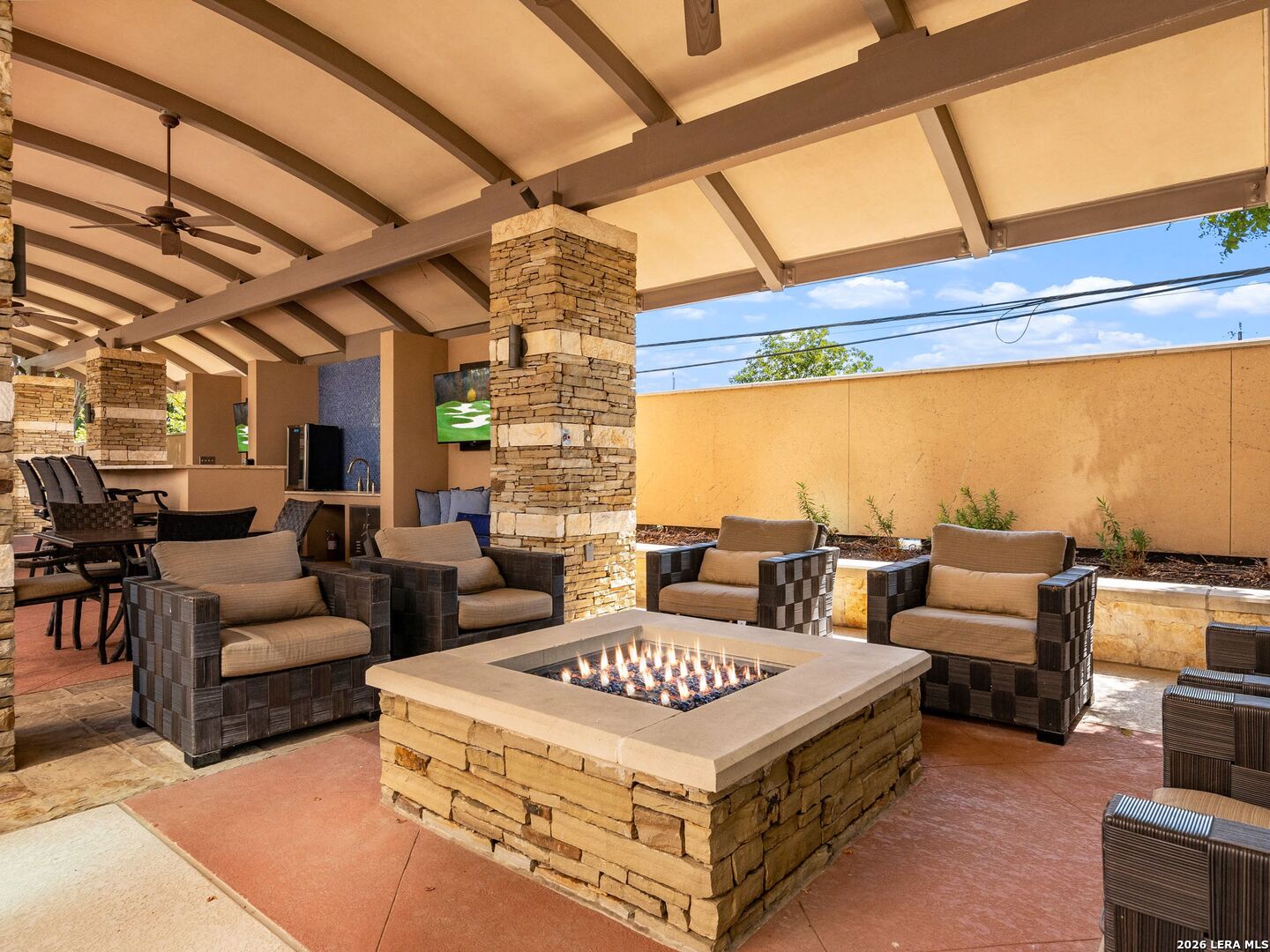 4242 Broadway Street Unit: 304