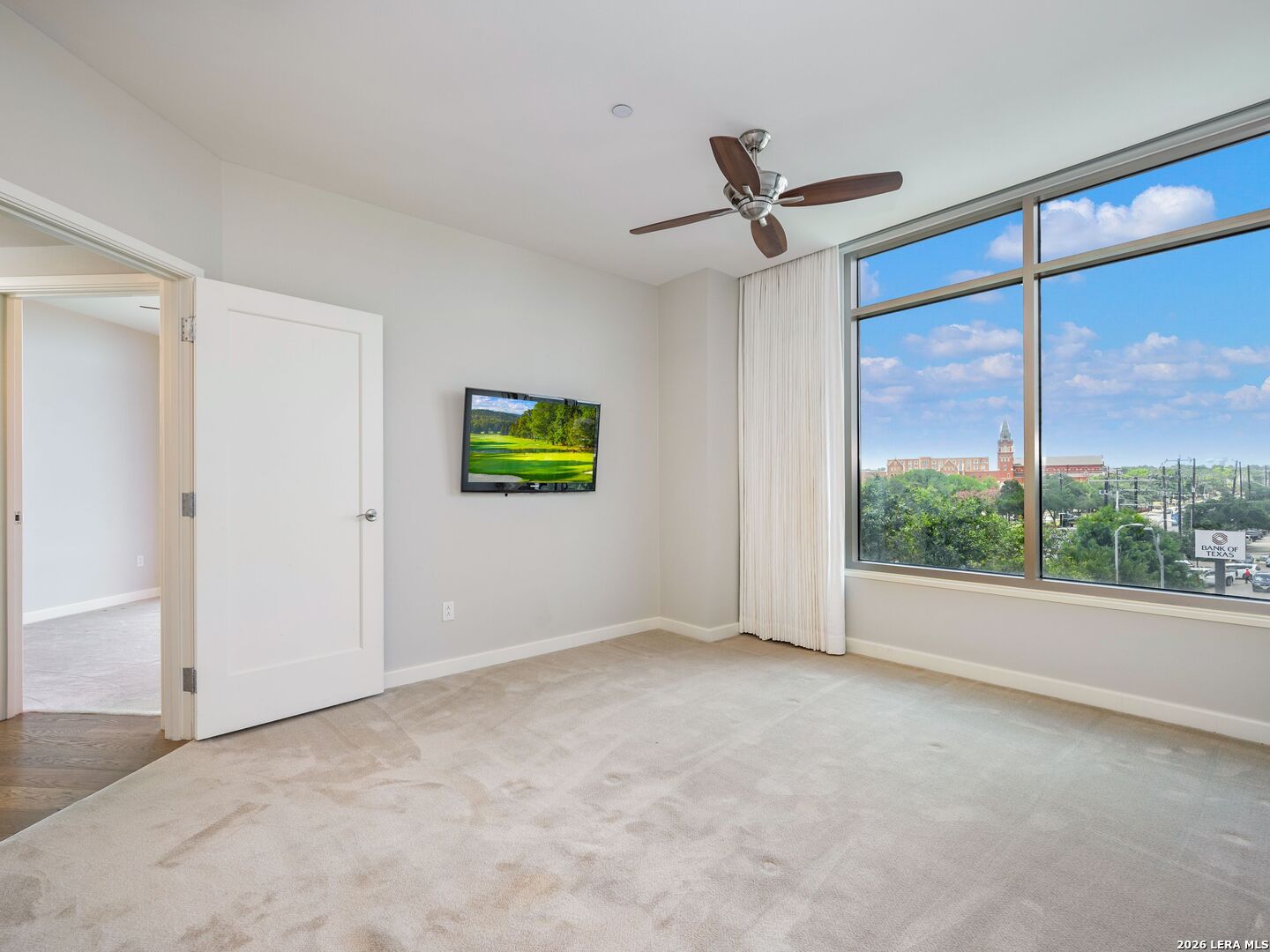 4242 Broadway Street Unit: 304