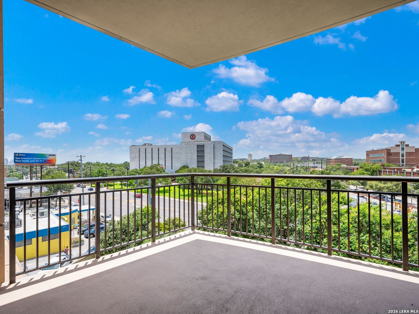 4242 Broadway Street Unit: 304