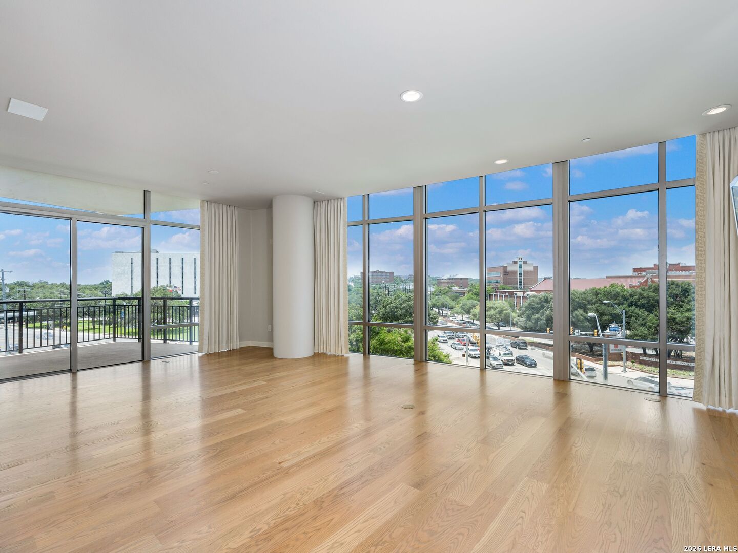 4242 Broadway Street Unit: 304
