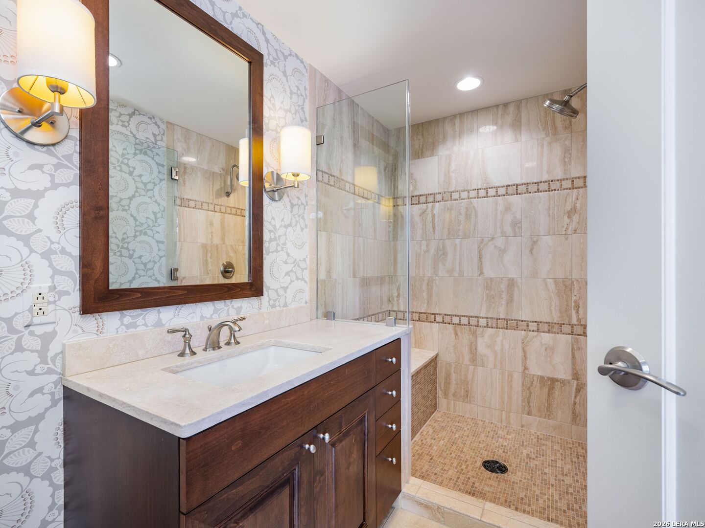 4242 Broadway Street Unit: 304