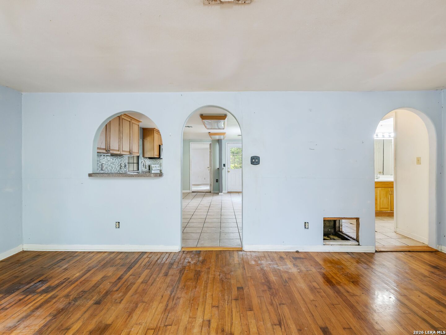 318 E Theissen Street