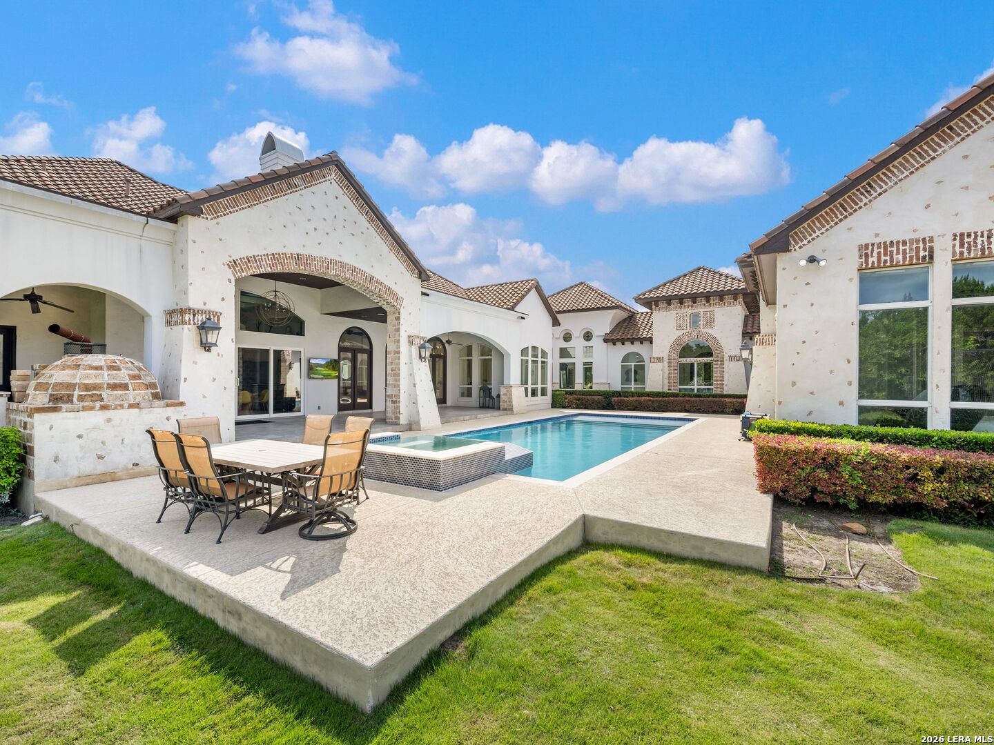 102 Wellesley Cove