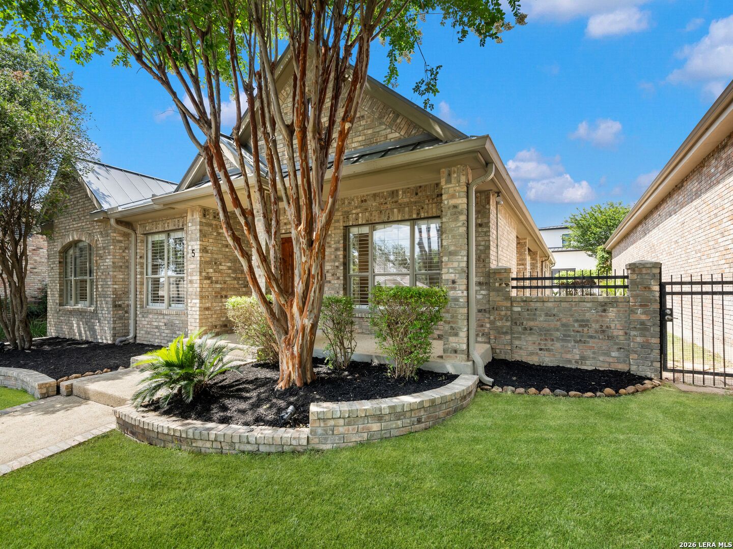 5 Burnham Glen