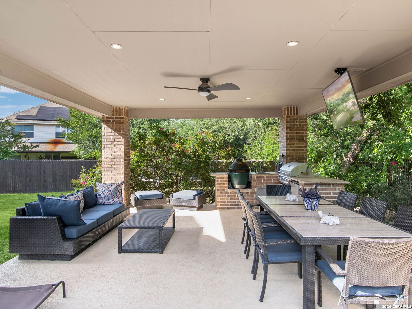21810 Rugosa Hill