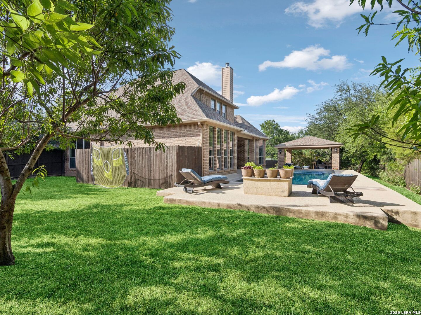 21810 Rugosa Hill