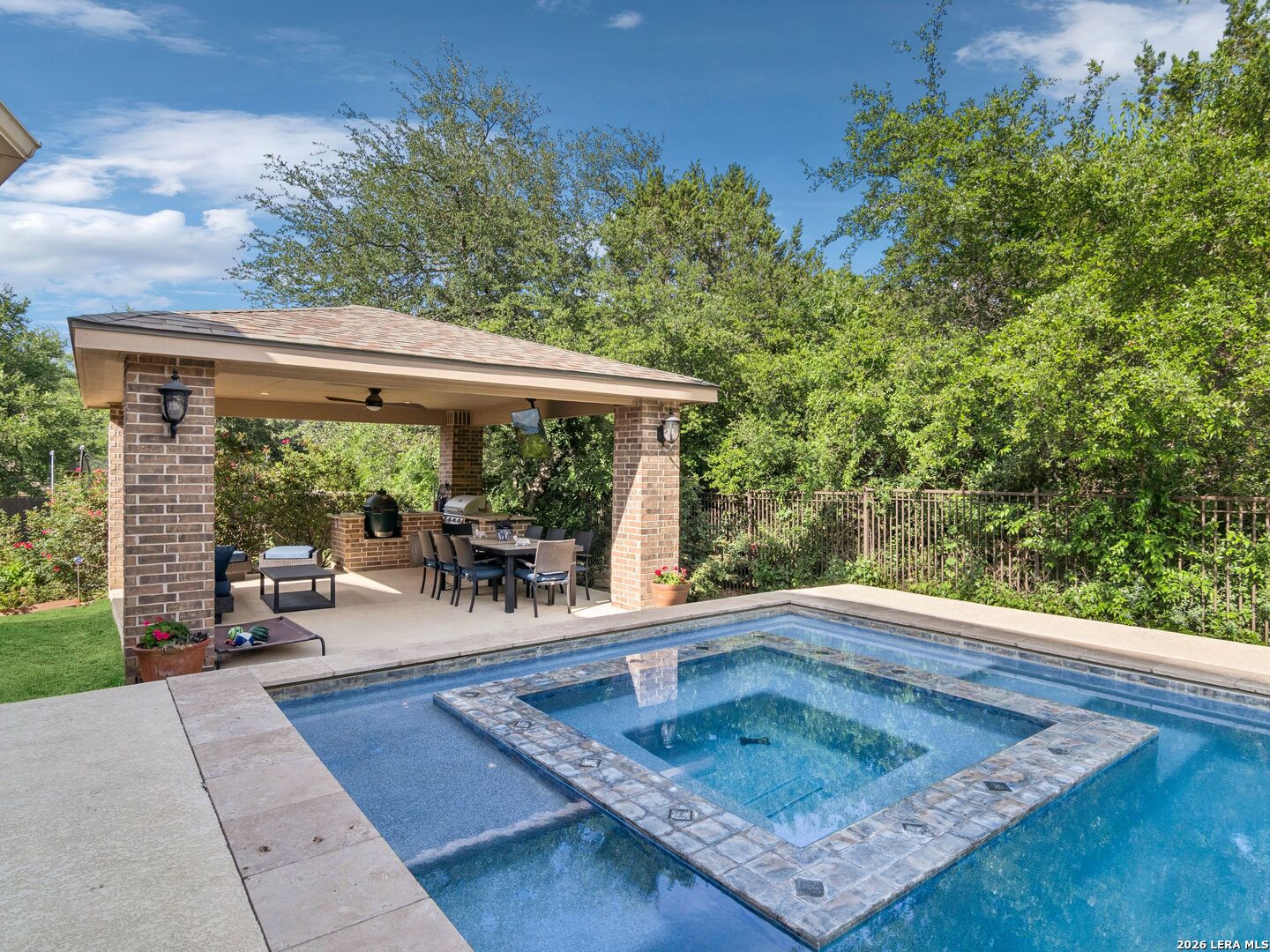 21810 Rugosa Hill