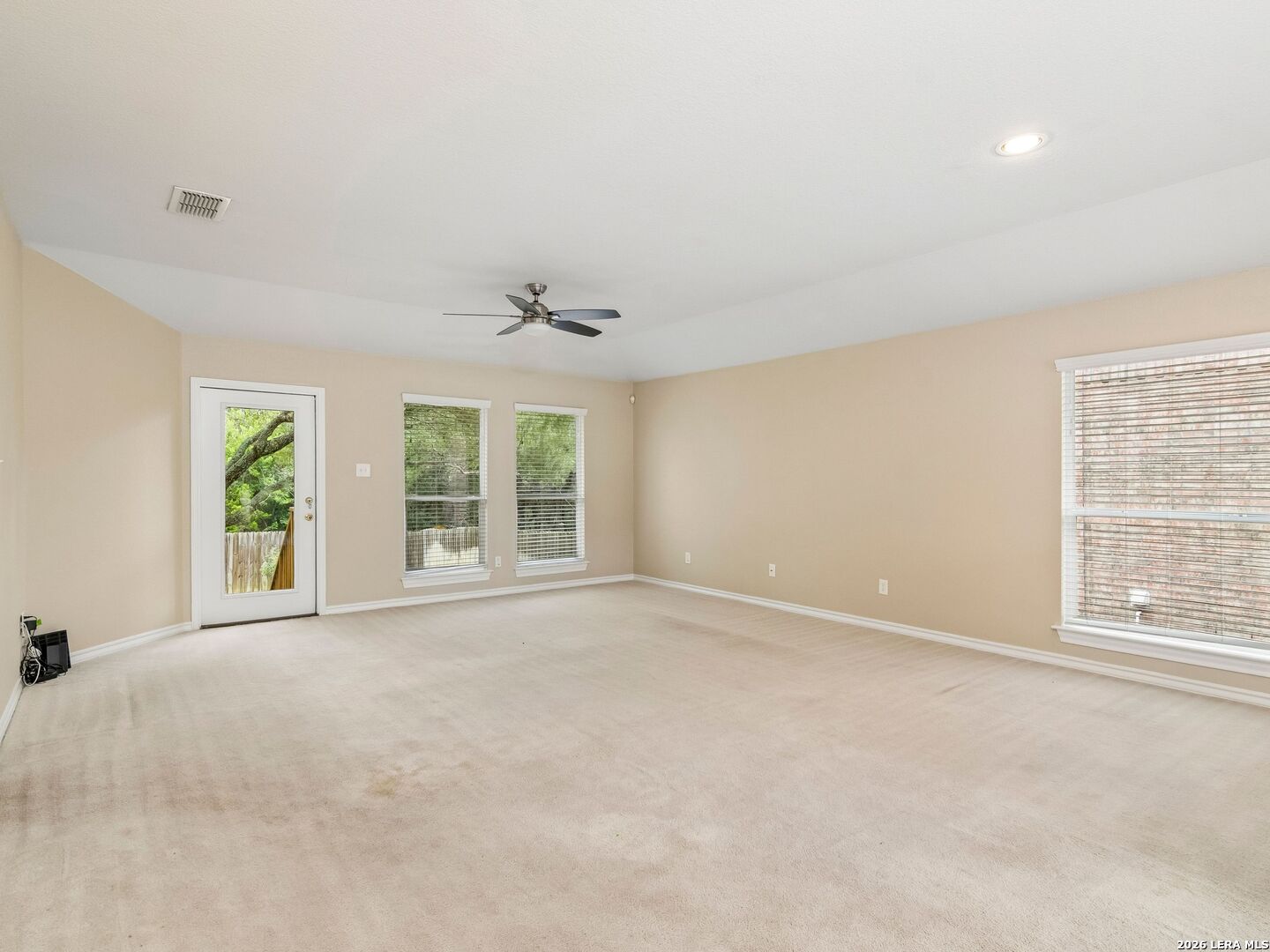 126 Lindseys Cove